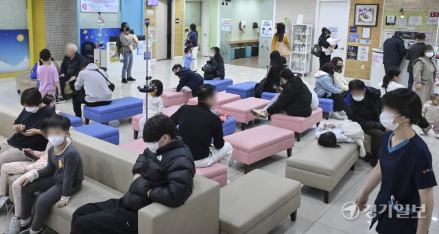 어린이, 청소년 독감 환자 빠르게 증가 [포토뉴스]