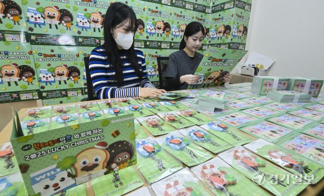 대한결핵협회, 브래드이발소 크리스마스씰 발행준비 완료 [포토뉴스]