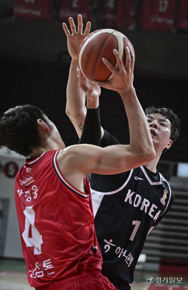 남자농구대표팀, 농구월드컵전 최종 연습 경기 [포토뉴스]