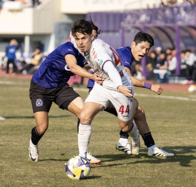 ‘강등 위기’에 처한 수원FC가 시즌 최종전인 광주와 경기에서 반드시 승리하겠다는 각오다. 수원FC 제공