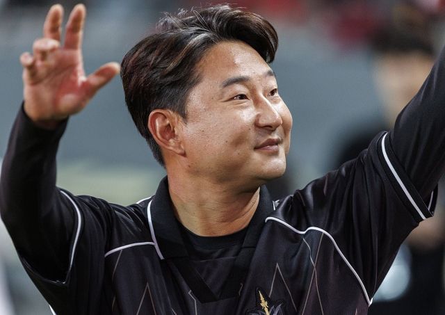 전 축구 국가대표 이천수. 연합뉴스