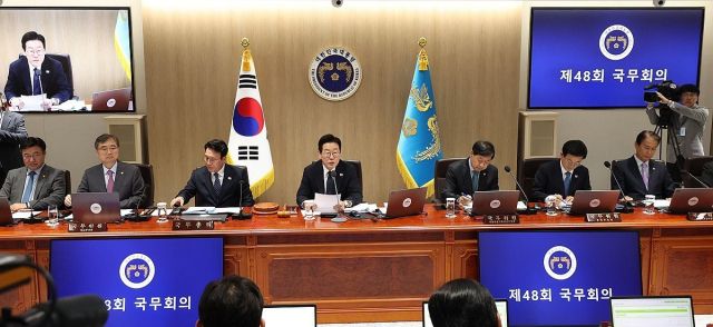 이재명 대통령이 4일 용산 대통령실에서 열린 국무회의에서 발언하고 있다. 연합뉴스