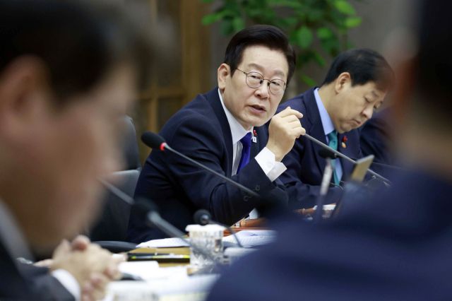 이재명 대통령이 16일 정부세종청사에서 열린 국무회의에서 발언하고 있다. 연합뉴스