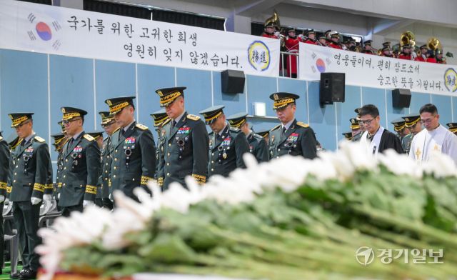육군 5군단, 2025년 6·25 전사자 발굴 유해 합동영결식 [포토뉴스]