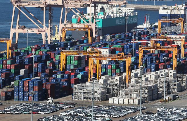 기사와 관련 없는 평택항 사진. 연합뉴스 제공