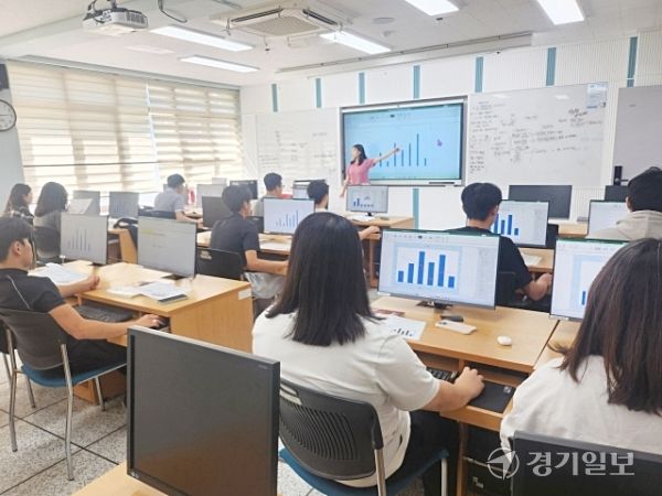 이천세무고 수업모습. 경기일보DB