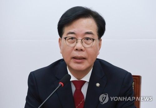 국민의힘 송언석 원내대표가 30일 국회에서 열린 원내대책회의에 참석해 발언하고 있다. 연합뉴스