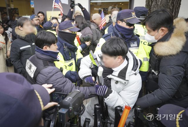 윤석열 대통령 탄핵심판 최종 변론일, 헌법재판소 모습 [포토뉴스]