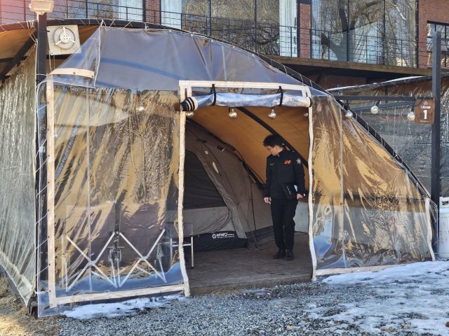 지난 25일 남양주소방서 화재예방과(생활안전팀)대원이 남양주소재 한 캠핑장을 점검하고 있다. 남양주소방서 제공