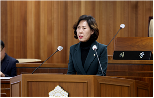 더불어민주당 문미혜 인천 계양구의원이 지난 25일 제258회 임시회 제2차 본회의에서 발언하고 있다. 계양구의회 제공