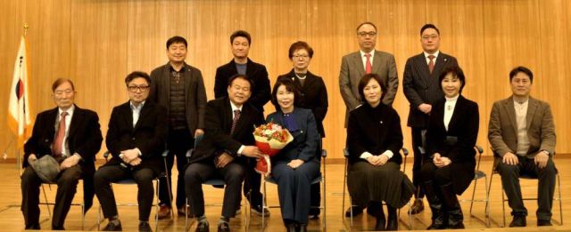 (사)한국장애인표준사업장협회 서울북부지회가 창립총회를 열고 ㈜그린주의 김현미 대표(앞줄 왼쪽 네번째)를 초대 지회장으로 선출했다. (사)한국장애인표준사업장협회 제공