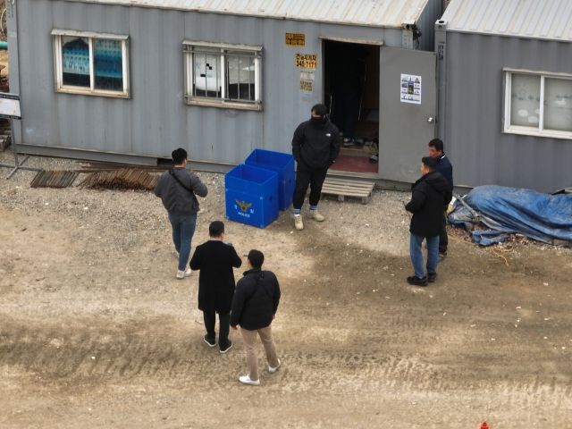 ‘안성 교량 붕괴’ 현장 합동감식 [포토뉴스]