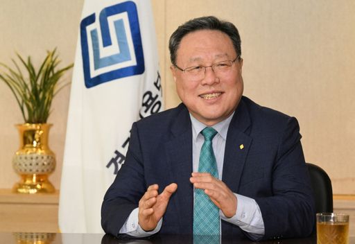 시석중 경기신용보증재단 이사장이 도 산하기관장 중 유일하게 연임하게 됐다. 경기일보 DB.