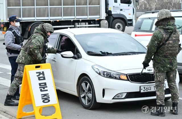 육군 제51보병사단과 700특공연대, 도시지역 탐색격멸작전 [포토뉴스]