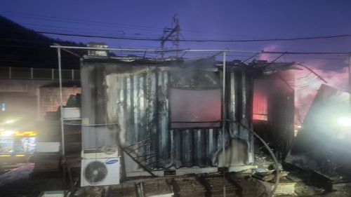 남양주 조안면 주거용 컨테이너 화재현장. 경기도소방재난본부 제공