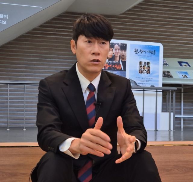 김은중 수원FC 감독이 ‘하나은행 K리그1 2025’ 개막을 앞고 시즌 목표와 구상을 밝히고 있다.임창만기자