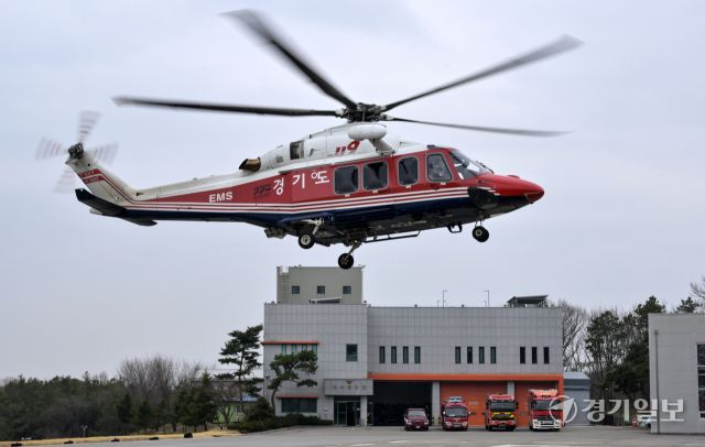 경기도소방재난본부 특수대응단, 실전 같은 산악구조훈련 [포토뉴스]