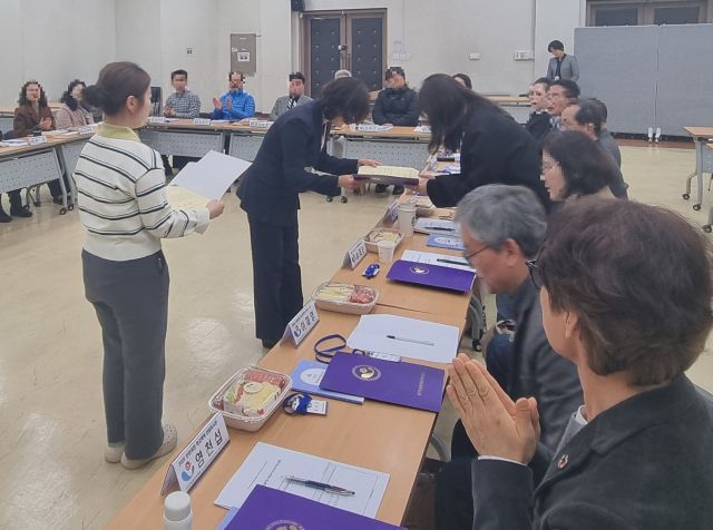 안양과천교육지원청이 19일 2025 상반기 안양과천 학교폭력전담조사관 역량강화 연수를 실시했다.