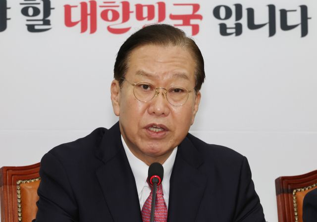 국민의힘 권영세 비상대책위원장이 6일 국회에서 열린 비상대책위원회의에서 발언하고 있다. 연합뉴스