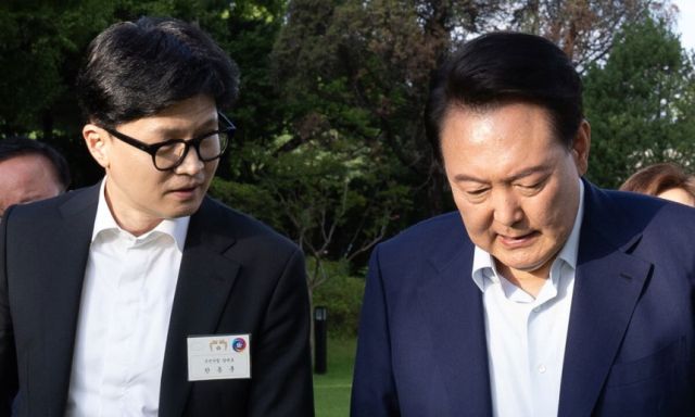 한동훈 전 국민의힘 대표와 윤석열 전 대통령. 연합뉴스