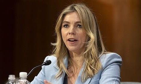 9일 상원 출석한 세라 윈-윌리엄스 페북 전 임원. 연합뉴스