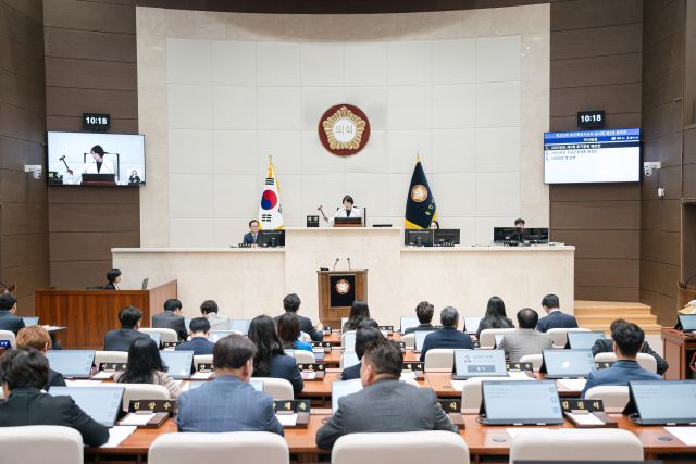 23일 오전 용인시의회 본회의장에서 제292회 임시회 제3차 본회의가 진행되고 있다. 용인특례시의회 제공
