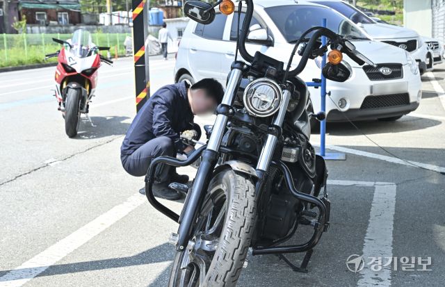 이륜차 안전검사 의무화 시작 [포토뉴스]