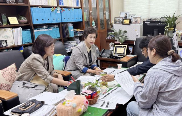 28일 용인시의회에서 황미상 의원이 광역콜버스(M-DRT) 관련 간담회를 진행하고 있다. 황미상 의원실 제공