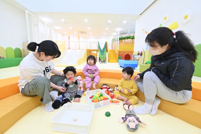 하남시 미사노인복지관 1층에 마련된 '맘대로A+놀이터'는 공공형 키즈카페로 아이들의 인기만점 놀이공간으로 기대된다. 하남시 제공