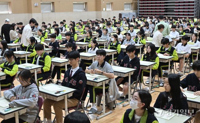 양심에 따른 무(無)감독 시험 [포토뉴스]