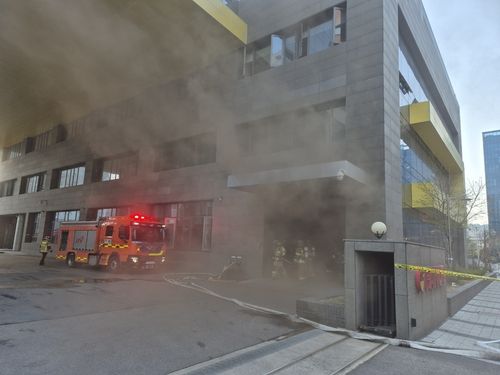 안양 동안구 산업용 로봇 제조공장 화재현장. 경기도소방재난본부 제공