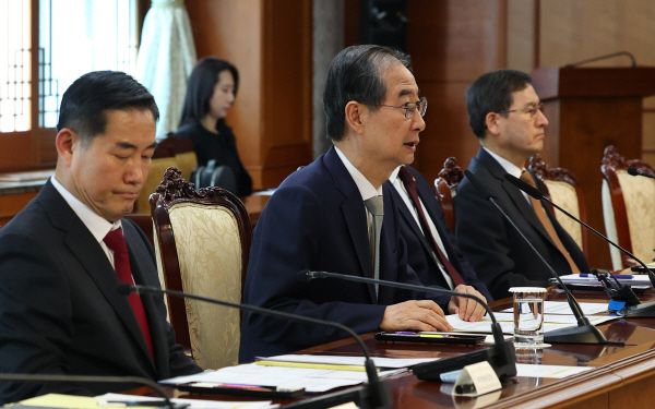 한덕수 대통령 권한대행 국무총리가 지난 4일 정부서울청사에서 열린 국가안전보장회의(NSC)에서 발언하는 모습. 연합뉴스