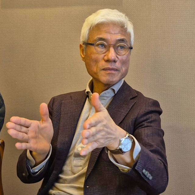 8일 연고지역 언론 간담회에서 박경훈 수원 삼성 단장이 앞으로의 구단 운영 계획을 밝히고 있다. 임창만기자