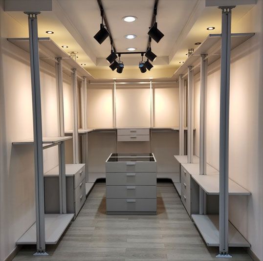 ㈜라온시스템가구 포스트형 시스템가구. ㈜라온시스템가구 제공