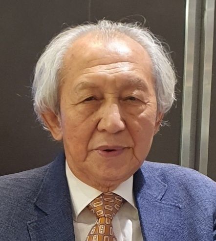 윤수천 아동문학가