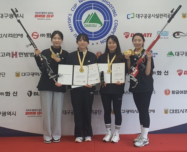 여자 일반부 50m 3자세에서 대회 2연패를 달성한 화성시청 팀. 맨 오른쪽이 개인전 2연패 포함 2관왕에 오른 임하나.화성시청 제공