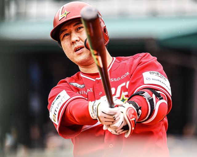 KBO리그 최초 500호 홈런 대기록 달성에 단 1개 만을 남겨놓은 ‘홈런공장 공장장’ 최정.SSG 랜더스 제공