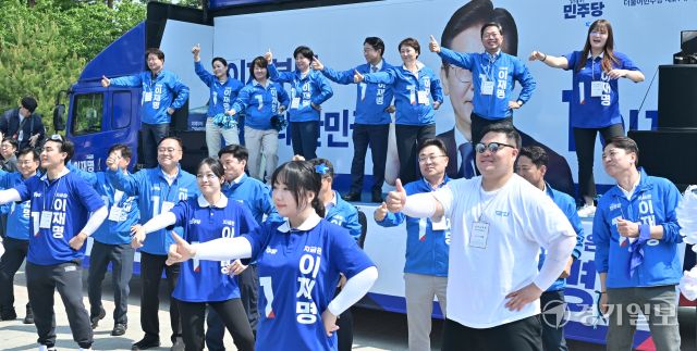 더불어민주당 이재명 후보, 선거운동 첫 날 화성특례시 동탄 유세 [포토뉴스]