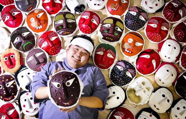 제265회 포트레이트 부문 우수상으로 선정된 ‘양주 별산대놀이 막내 이수자 윤동준씨’ 사진 보도. 윤권규기자