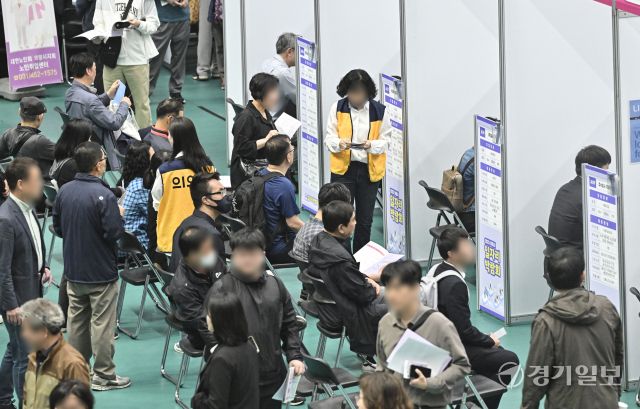 내 일자리는 어디에? '2025 의왕시 일자리박람회' [포토뉴스]