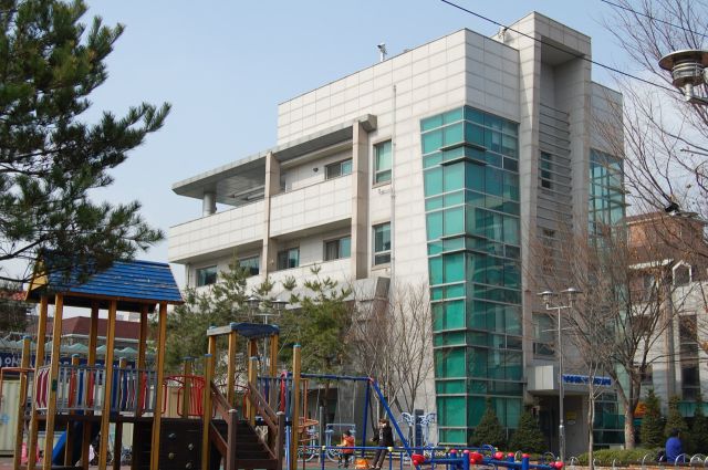 안양시청소년상담복지센터(학교밖청소년지원센터) 전경. 안양시 제공.