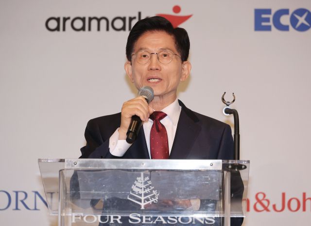 19일 국민의힘 김문수 대선 후보가 서울 종로구 포시즌스 호텔에서 열린 주한미국상공회의소 간담회에서 인사말을 하고 있다. 연합뉴스