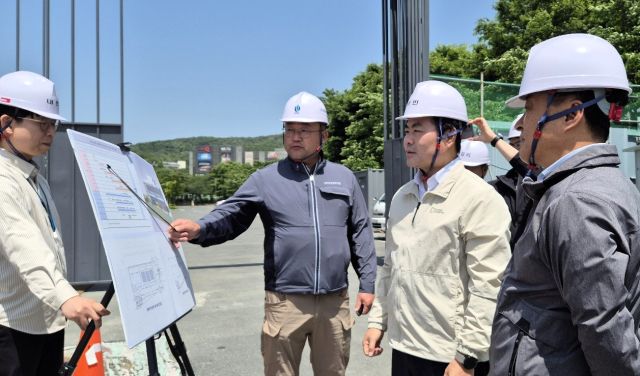 APEC 시설 현장 점검중인 김학홍 경북도 행정부지사. 경상북도 제공