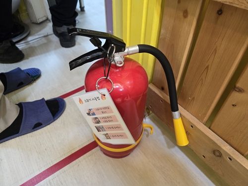 부천 소사구 심곡본동 어린이집 조리실 화재 현장. 부천소방서 제공