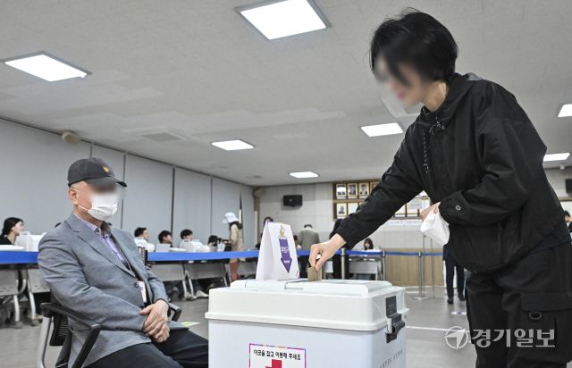 '소중한 한표 행사' 제21대 대통령선거 사전투표 시작 [포토뉴스]