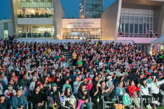 제15회 화성 뱃놀이 축제 개막 [포토뉴스]