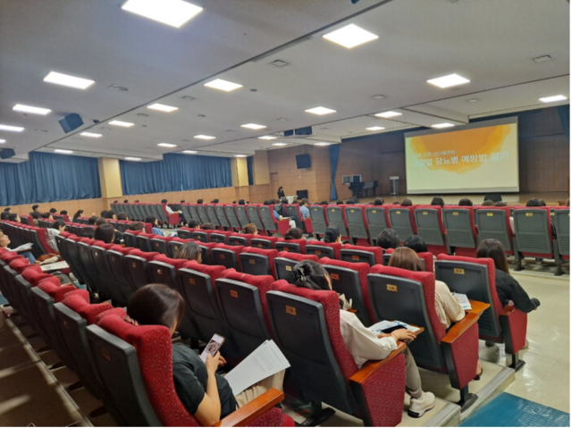 인천시교육청은 지난 28일 1형 당뇨병 학생이 재학 중인 학교의 교사 200여 명을 대상으로 ‘학생 건강관리를 위한 교사 역량 강화 연수’를 실시했다. 인천시교육청 제