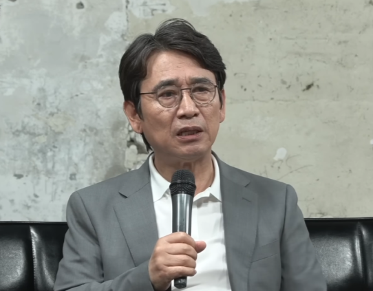 유시민 작가. 유튜브 채널 ‘김어준의 다스뵈이다’ 캡처