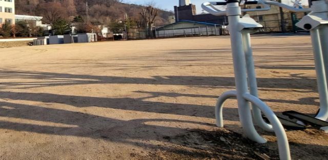 학교 운동장. 기사와 직접관련 없음. 연합뉴스