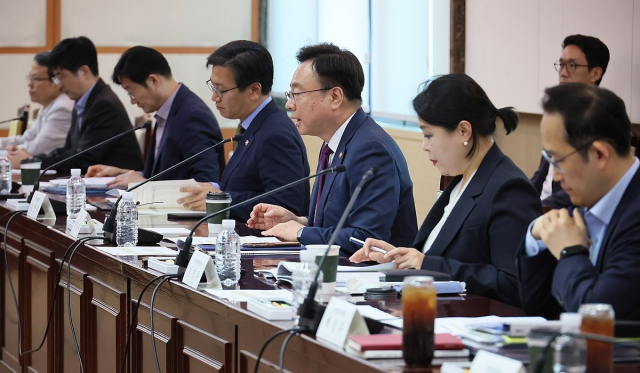 조규홍 보건복지부 장관이 5월 29일 서울 종로구 정부서울청사에서 열린 2025년도 제3차 국민연금기금운용위원회에서 발언하고 있다. 연합뉴스